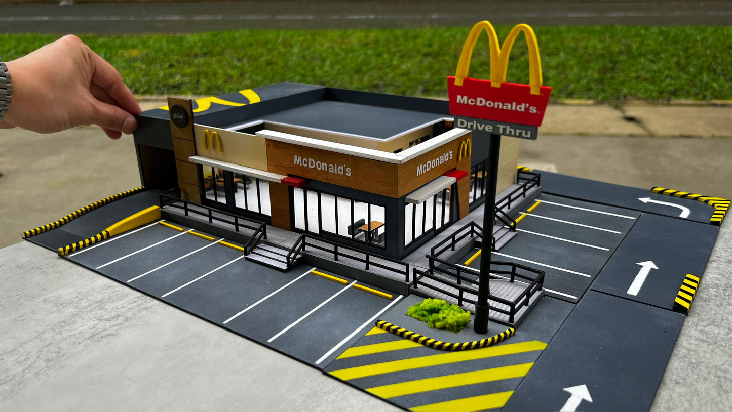 1/64 Custom Made Mc Donalds Premium Diorama with Lights
