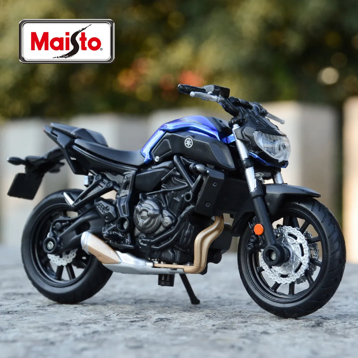 Maisto 1:18 2018 Yamaha MT07 Motorcycle Model