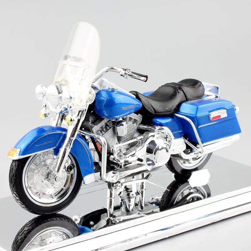 1/18 Scale Maisto FLHR Road King Motorcycle Model
