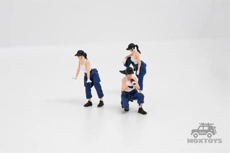 TIME MICRO 1:64 3 figures set repairwoman