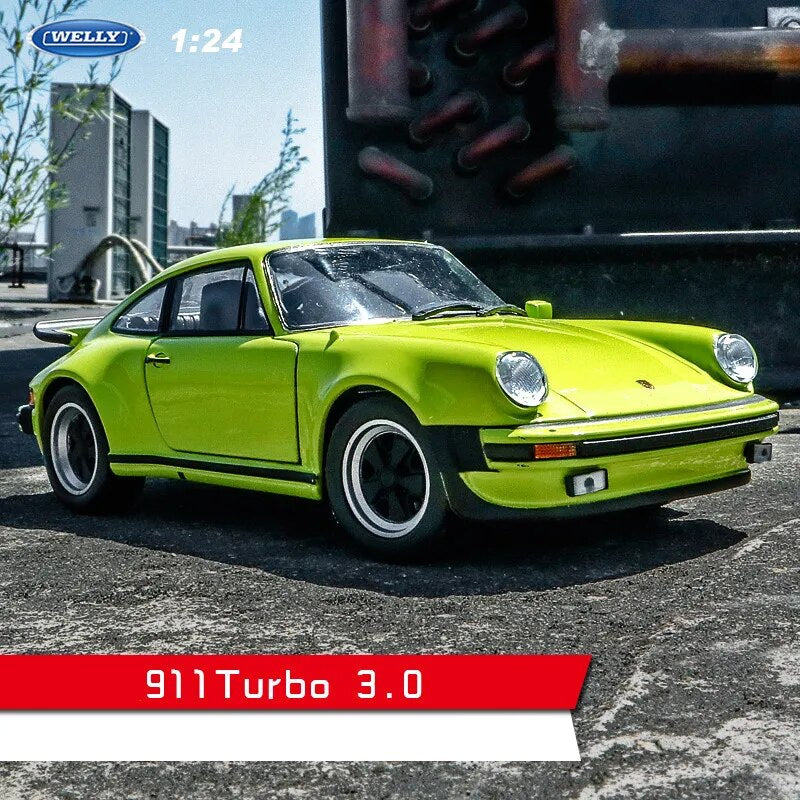 WELLY 1:24 1974 Porsche 911 Diecast Model