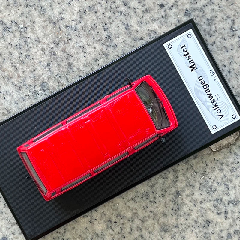 Master 1:64 1985 B32 T3 Jointly Diecast Model Car