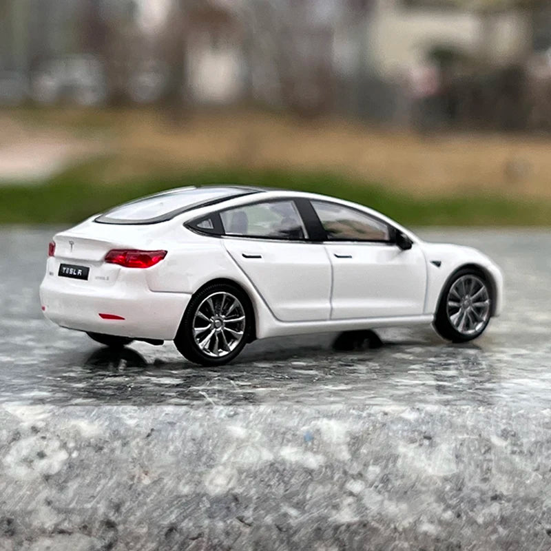 Time Micro Dream 1:64 Diecast Car Tesla