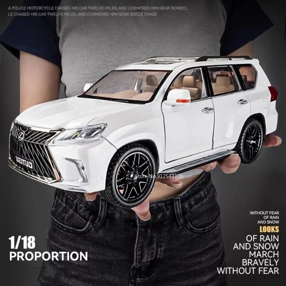 1/18 Lexus LX570 Diecast Car Model