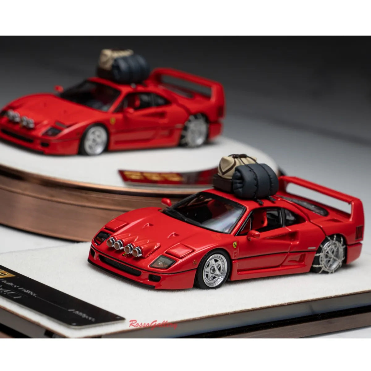 PGM 1:64 F40 Christmas Snow Special Edition Diecast Model Car