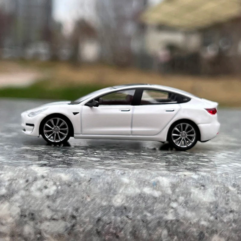 Time Micro Dream 1:64 Diecast Car Tesla