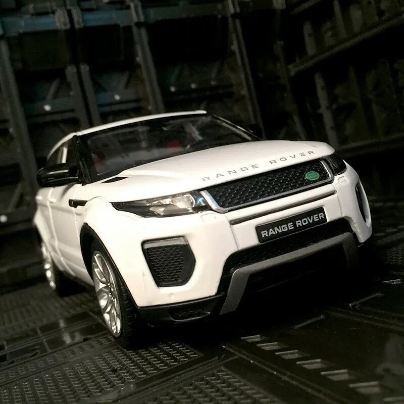 1:24 Land Rover Range Rover Evoque SUV Diecast Model