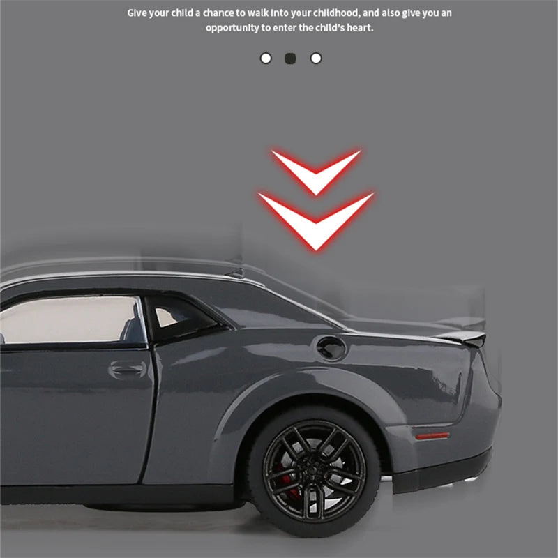1:32 Dodge Challenger SRT Diecast Model