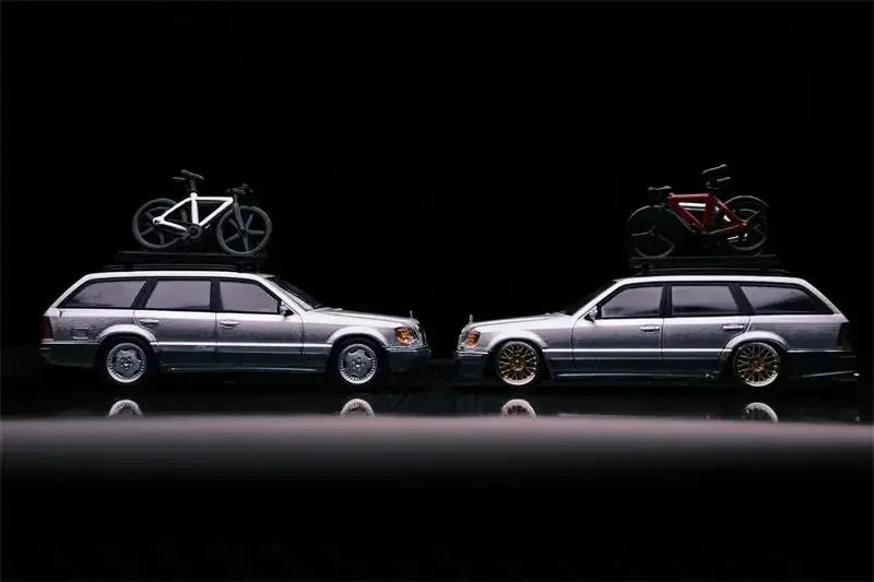 Mortal 1:64 S124 Silver /Blue/Black/White with silver wheels limited599 Diecast Model Car