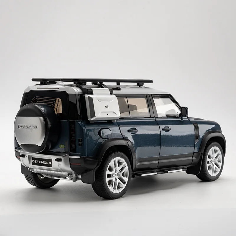 Large 1:18 Land Rover Defender SUV Off-road Diecast Model