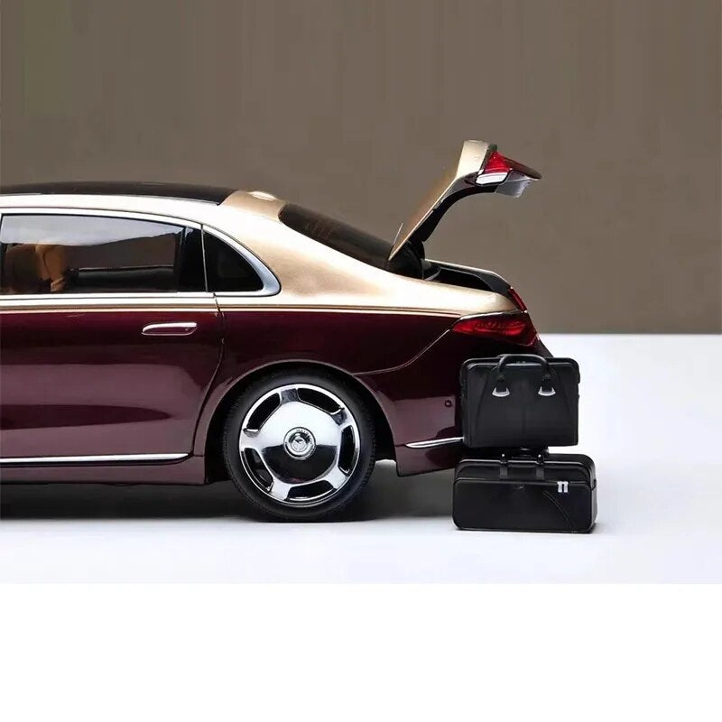 AR AlmostReal Maybach S Series S680S-Class 1/18 Diecast Model
