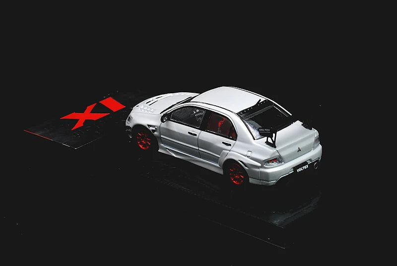 CM Model 1:64  Lancer Evolution IX Pearl White Diecast Model Car