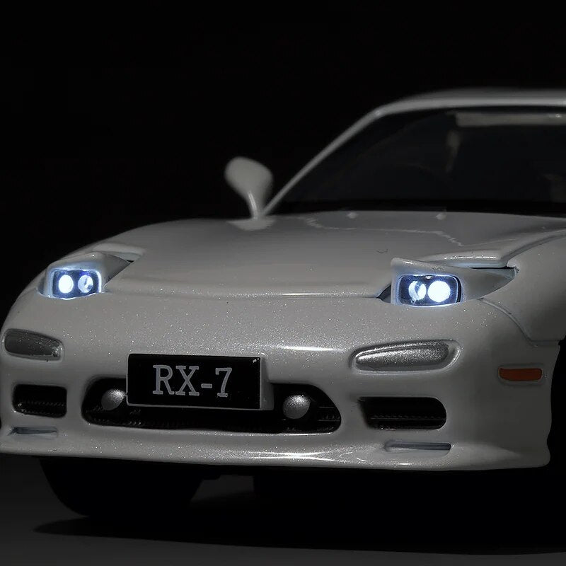 1:32 Mazda RX7 Diecast Model