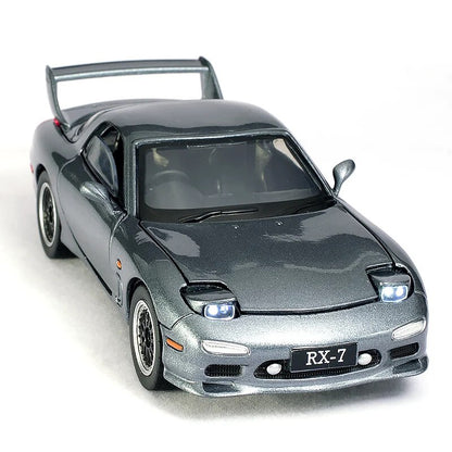 1:32 Mazda RX7 Diecast Model