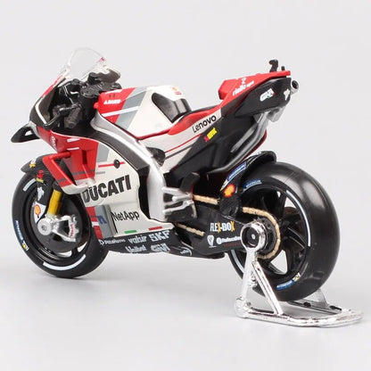 Maisto 1:18 Scale Ducati Motorcycle Model