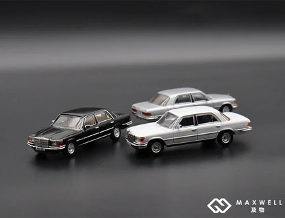 MaxWell 1:64 1976 S 450SEL W116 Silver / White / Black limited699 Diecast Model Car