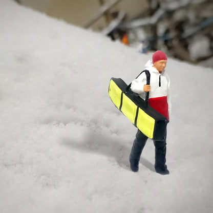 1:64 Scale Miniature Model Skiing Figures