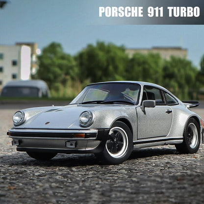 WELLY 1:24 1974 Porsche 911 Diecast Model