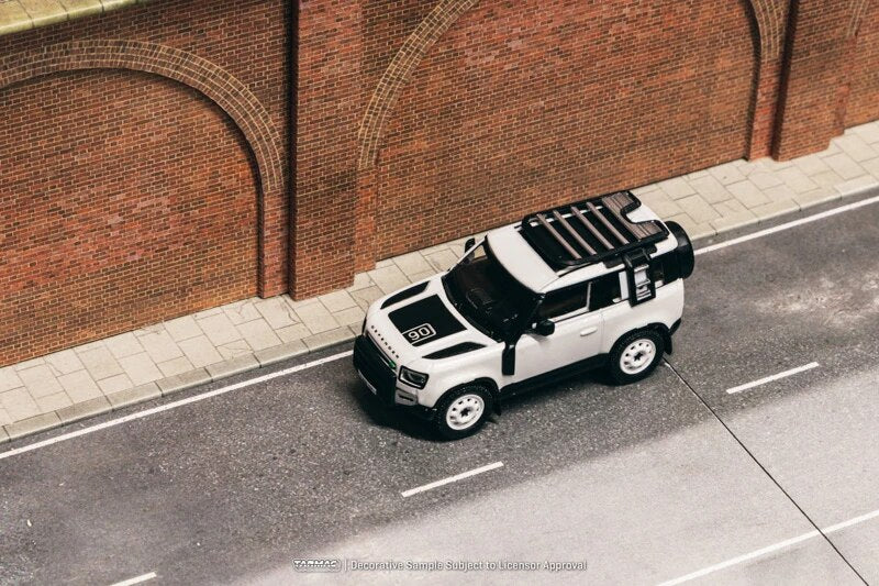 Tarmac Works 1:64 Land Rover Defender 90 White Metallic Diecast Model Car