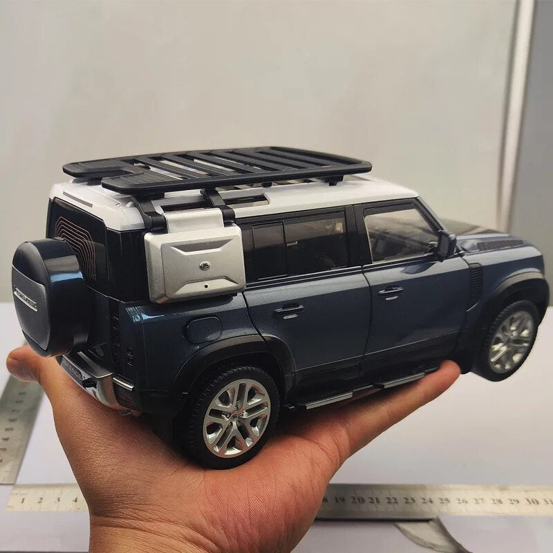 Big Size 1 18 Land Rover Defender Diecast Model EVOSparks Diecast