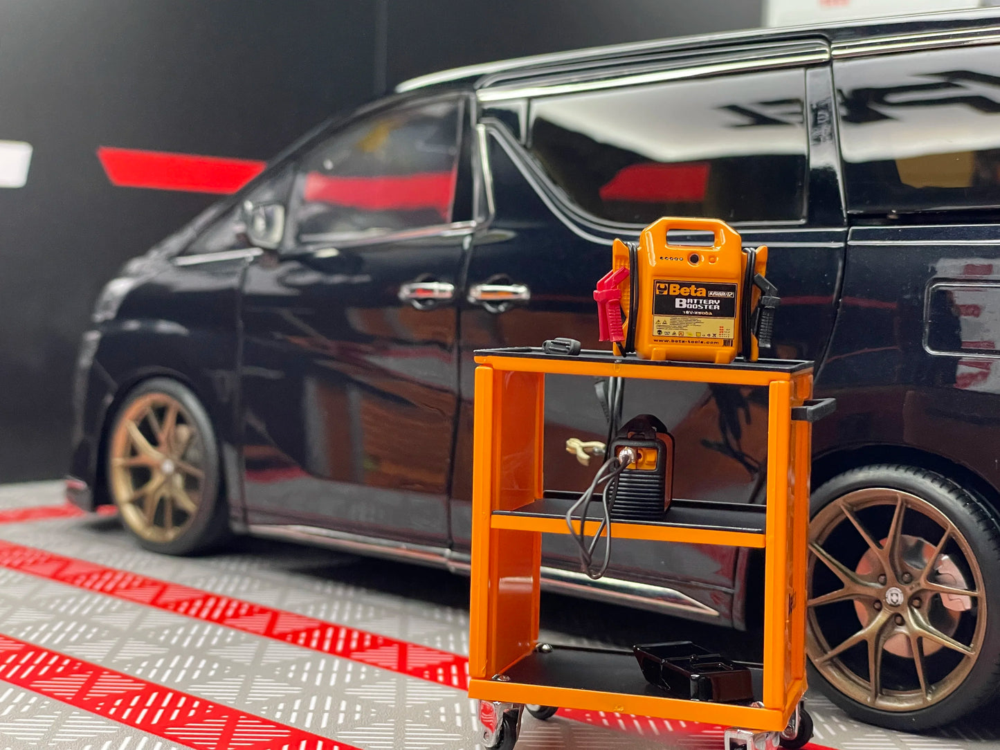 1:18 1:43 TSM Beta Model Car Repair Shop Room Garage Scene Toolbox Tool Kit Diorama