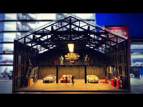 1/64 Premium Hangar Garage Diorama – EVOSparks Diecast